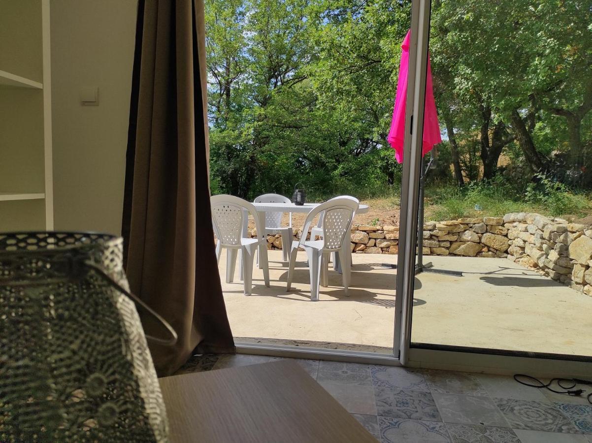 Les Quatre Chenes Apartment Bauduen Bagian luar foto